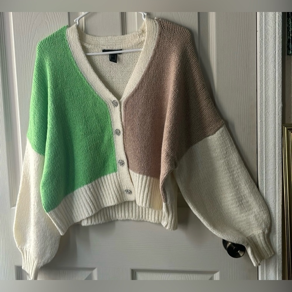 ColorBlock Sweater Cardigan - Picture 2 of 7
